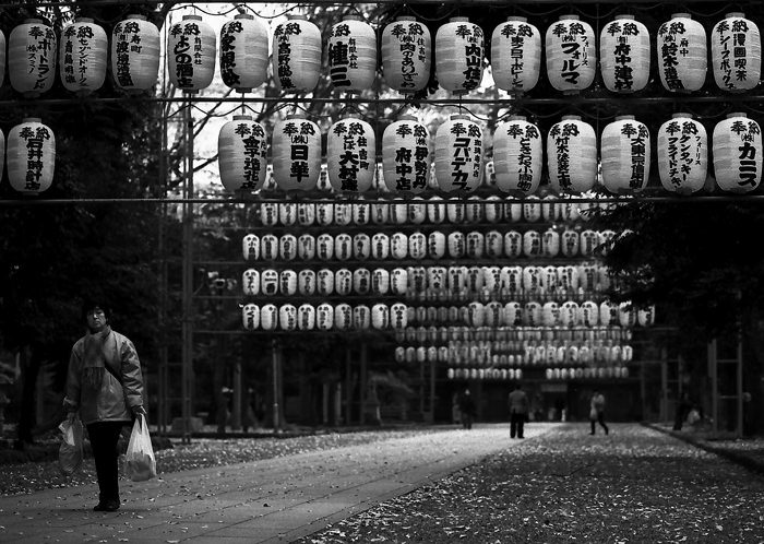 Many lanterns in in Okunitama Jinja