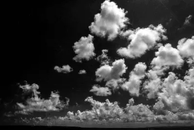 観音崎に浮かぶ雲