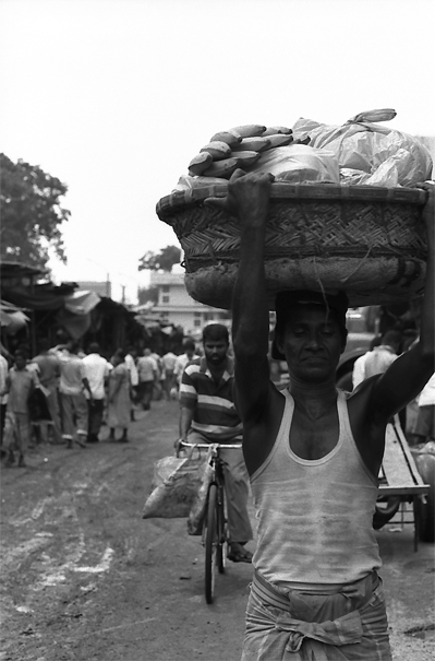 Head-loaded Big Basket (Sri Lanka)
