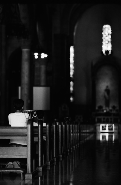 Worship In Manila Cathedral (Philippines)