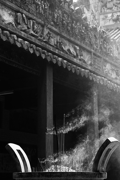 Smoke In The Temple (Vietnam)
