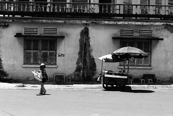 Hawker And Wagon (Vietnam)