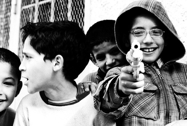Kids And Gun (Morocco)