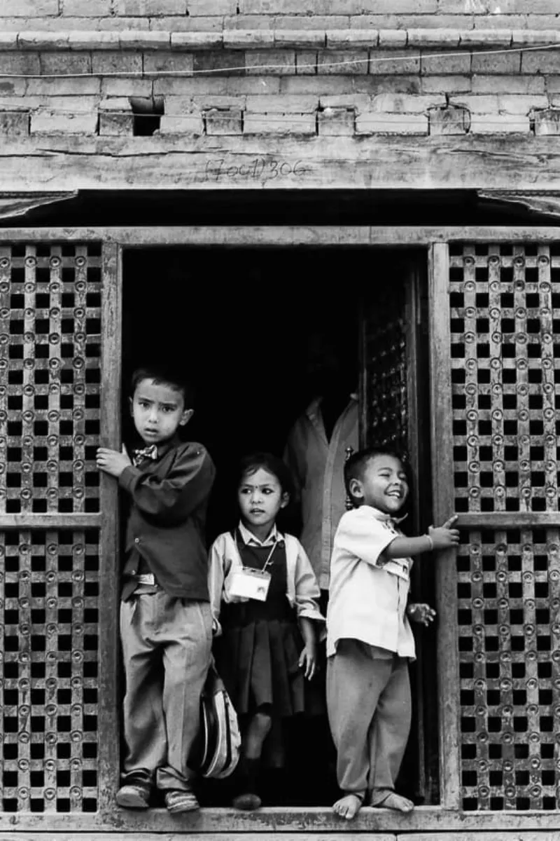 Pupils stopping at entrance