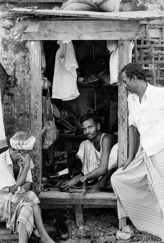 [Bangladesh] Shoemaker And His Friends | Travel, Photo and Essay by ...