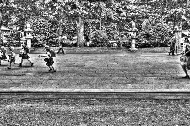 Kids Run And A Mother Chases Them (Tokyo)