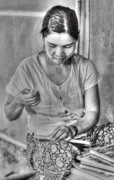 Binding Books (Myanmar)