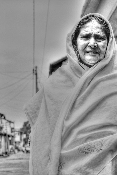 Only The Face Was Exposed (Sri Lanka)