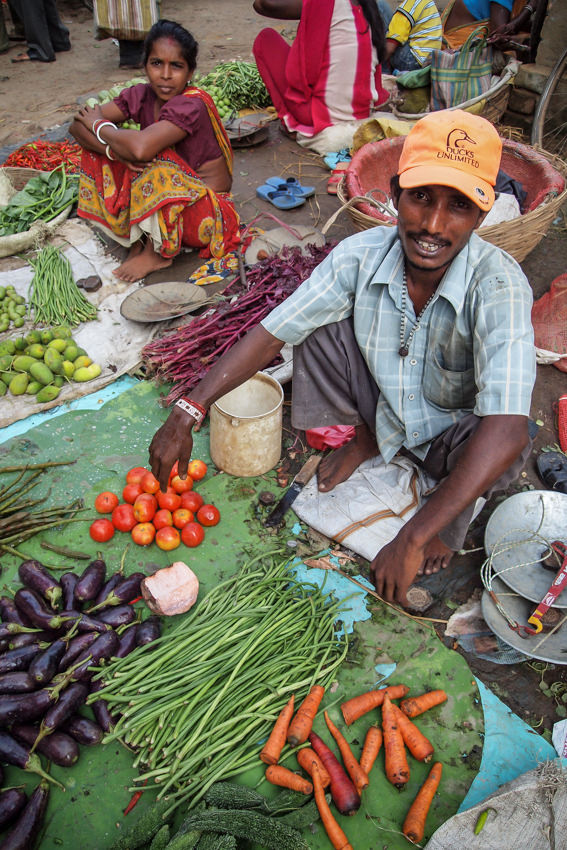 [Malda, India] Carrots, Eggplats And Man | Photo by awazo.com