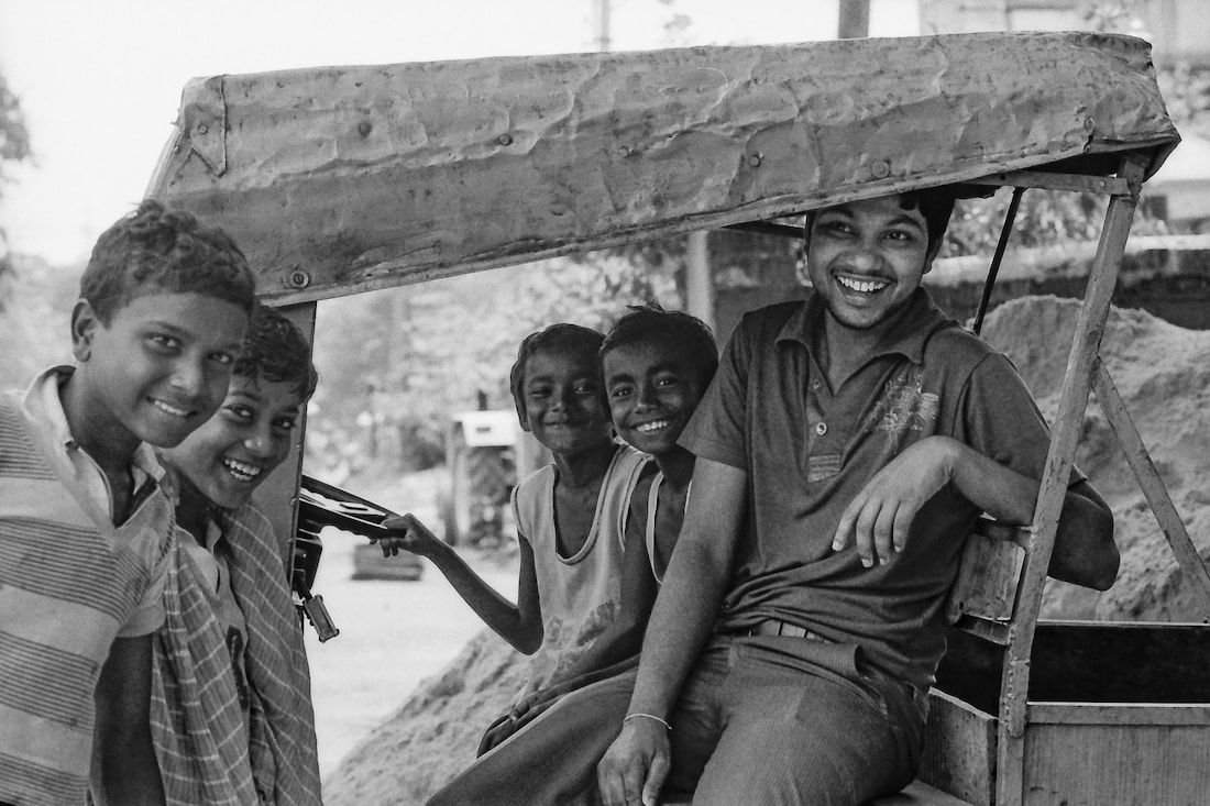 Smiles around truck