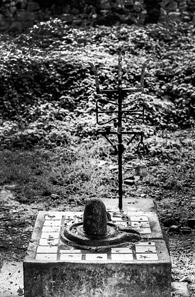 Lingam In A Blank Space (Nepal)