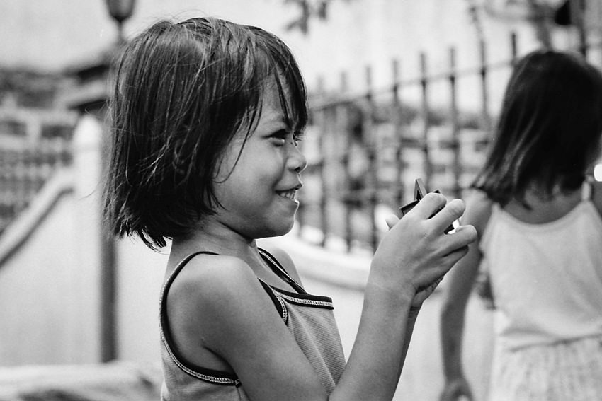 フィリピン ショートヘアの女の子が笑った 旅と写真とエッセイ By オザワテツ