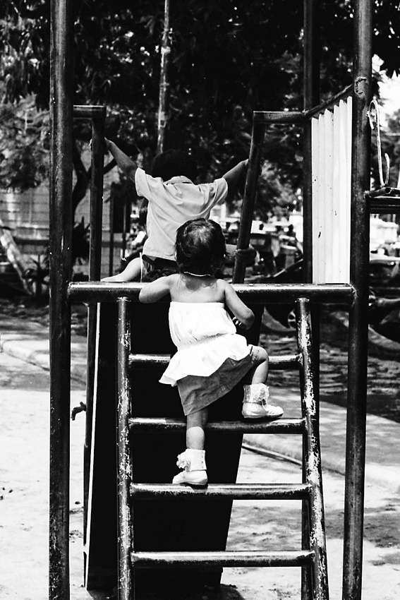 Baby climbing chute