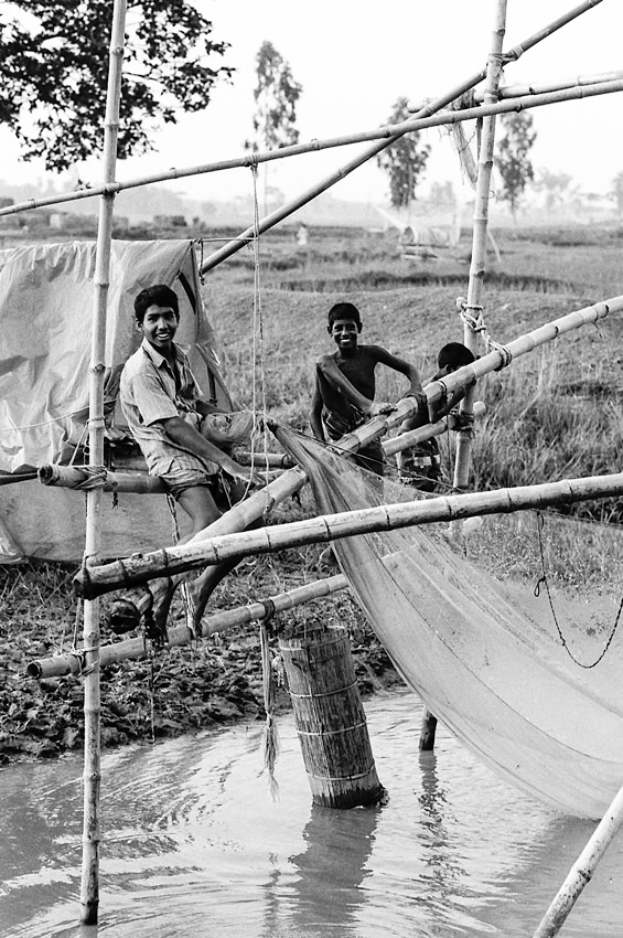 バングラデシュの四手網