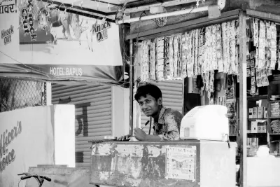 Man working in Kiosk