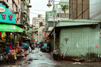 万華区の路地