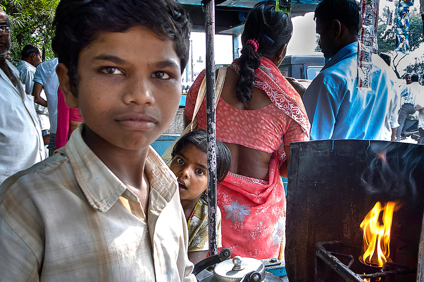 Boy working in Chai stand