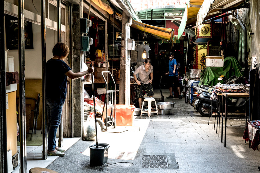 lane in Shuixian Temple Market
