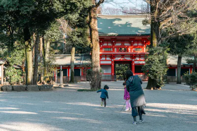 Family in Igusa Hachiman-Gu