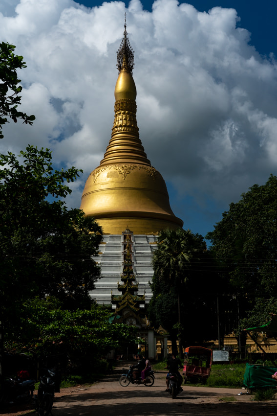 Golden Mahazedi Pagoda under blue sky