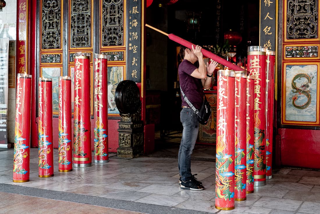 Huge candles in Kaizhang Shengwang Temple