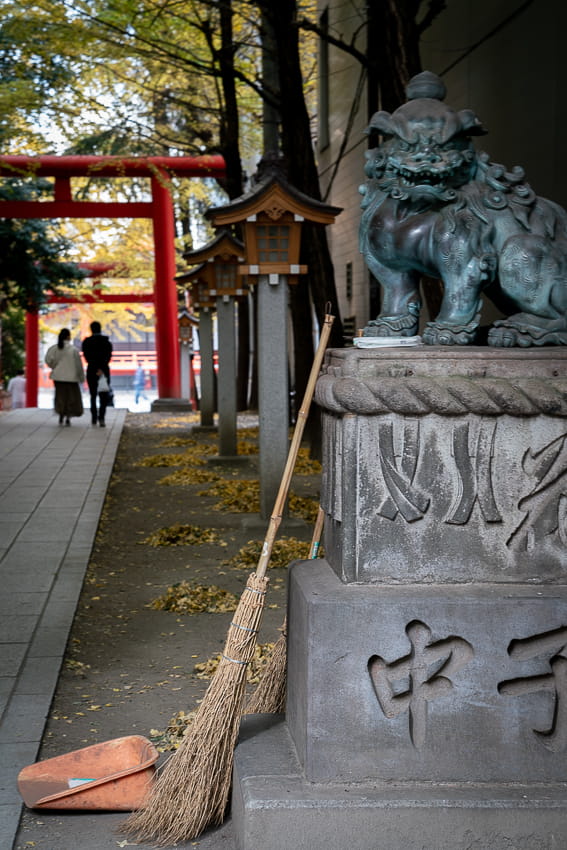 Hanazono Jinja Shrine guardian dog