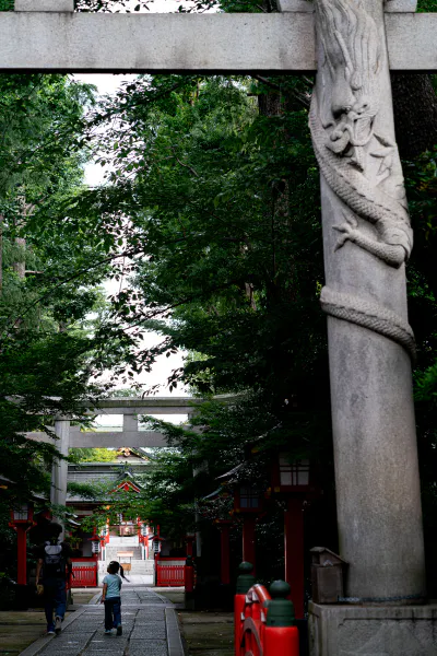 Approach to Mabashi Inari Shrine