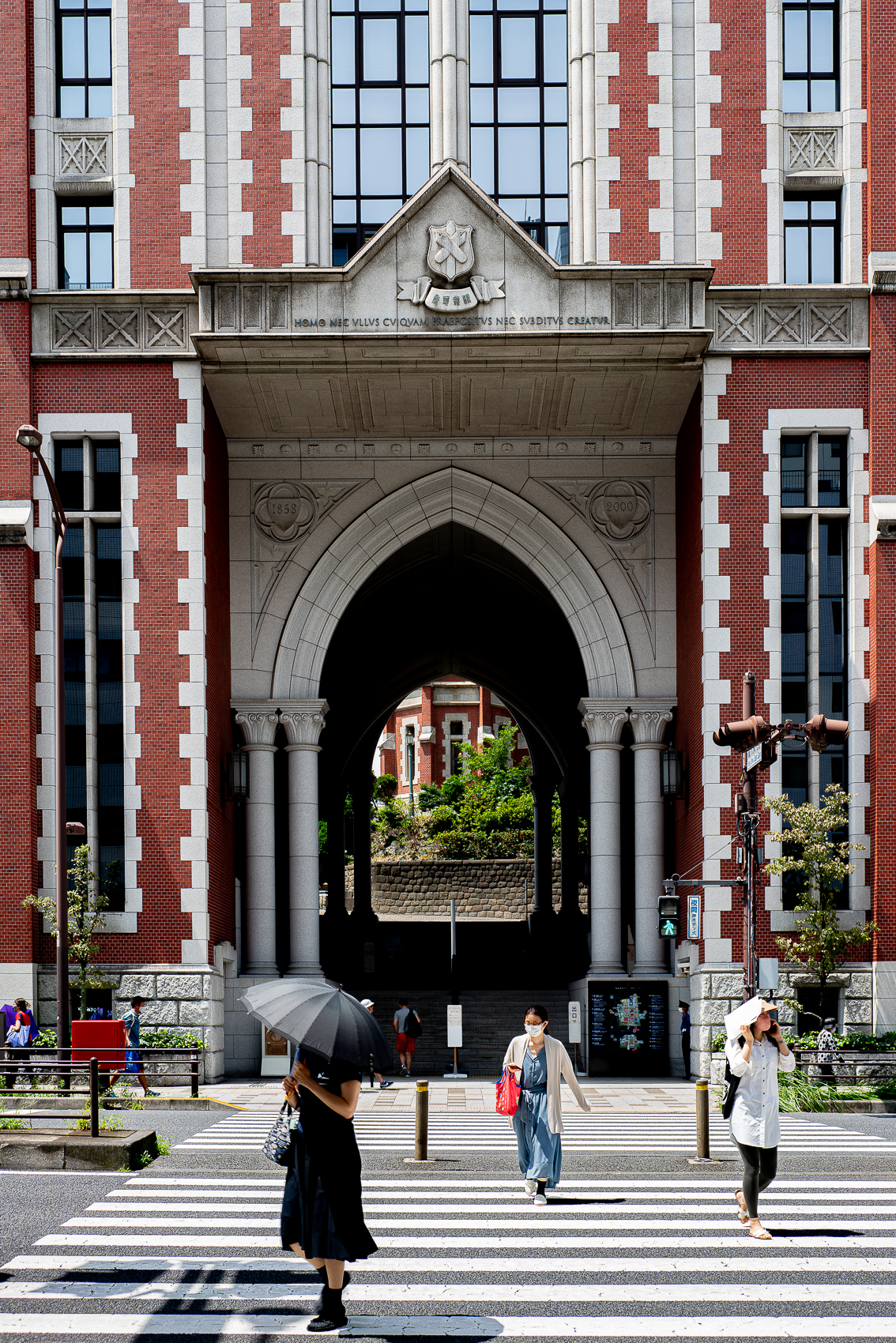 慶應義塾大学三田キャンパス東館 | 東京散歩】歴史あるフリをしている