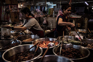 台北の成功市場にある惣菜屋