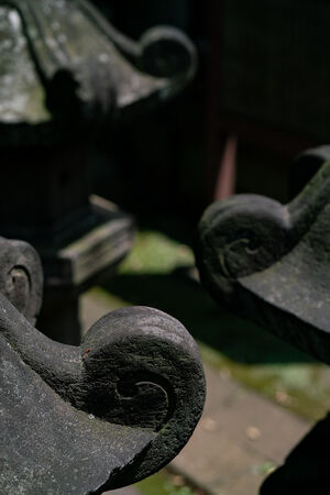Stone lanterns at Rinshoin Temple