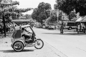 Men on trishaw