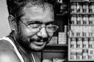 Glance of tobacconist