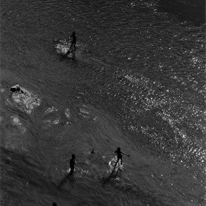 ナムカーン川で遊ぶ子どもたち