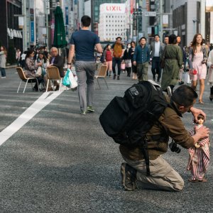 男と人形