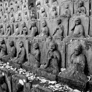 Buddha statues in Daien-Ji