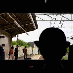 Silhouette of Inokashira Line driver