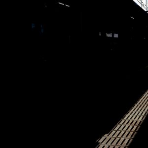藤沢駅にできた細長い日向