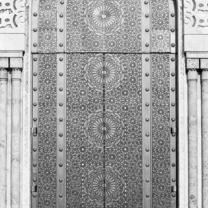 ハッサン2世モスクの巨大な扉
