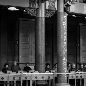 desks in Hsing Tian Kong