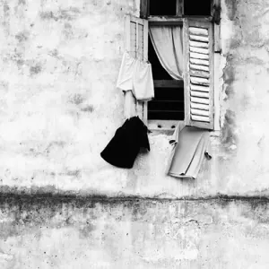 窓と洗濯物