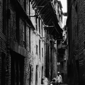 Dim alleyway in Bhaktapur