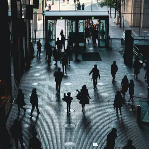 Silhouettes stirring in Marunouchi OAZO