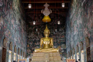 Buddha statue in Wat Suthat