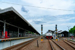 Train stopping at Cirebon Station