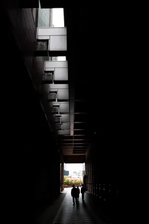Passageway in front of Tokyo Photographic Art Museum