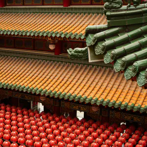 Lanterns and animal-shaped decorations at Sanfong Temple