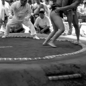 Sumo wrestling at Yasukuni Shrine