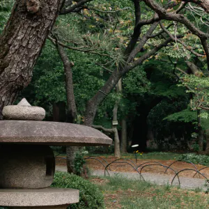 Stone lantern