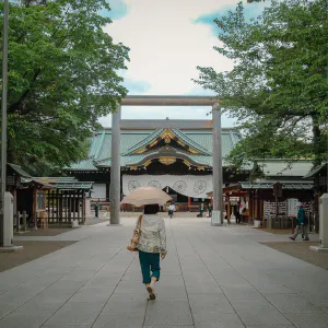 靖国神社の日傘