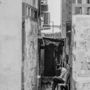 Man staying motionless in the lane